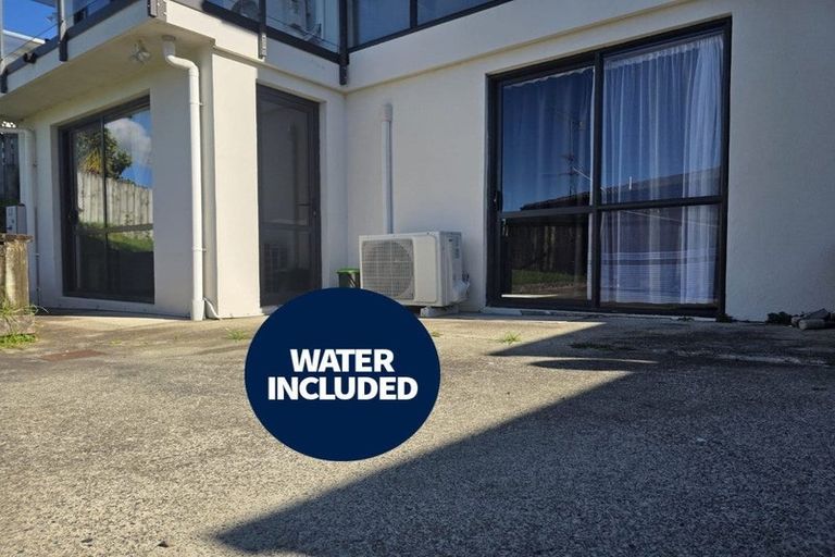 Photo of property in 68a Bradbury Road, Botany Downs, Auckland, 2010