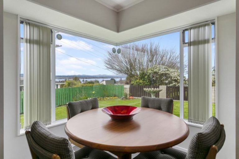 Photo of property in 96 Acacia Bay Road, Nukuhau, Taupo, 3330