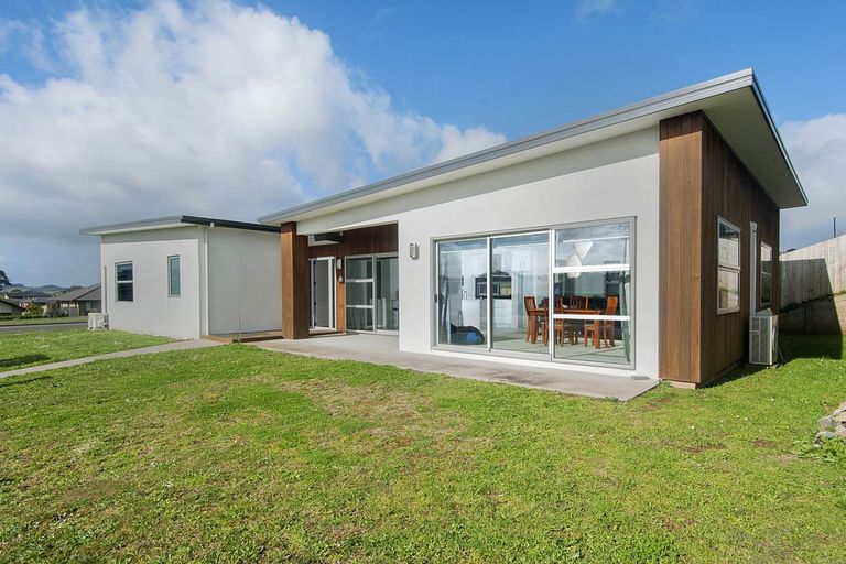 Photo of property in 10 Kilbryde Crescent, Pokeno, 2402
