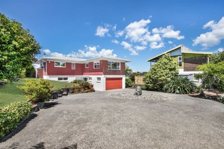 Photo of property in 25 Realm Place, Massey, Auckland, 0614