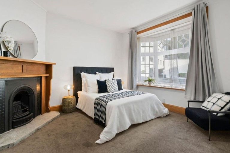 Photo of property in 5 Grass Street, Oriental Bay, Wellington, 6011