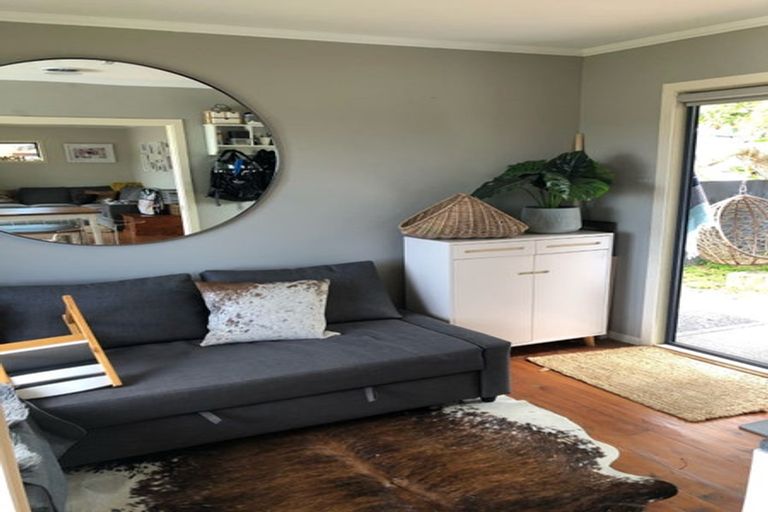 Photo of property in 13 Murray Street, Drury, 2113