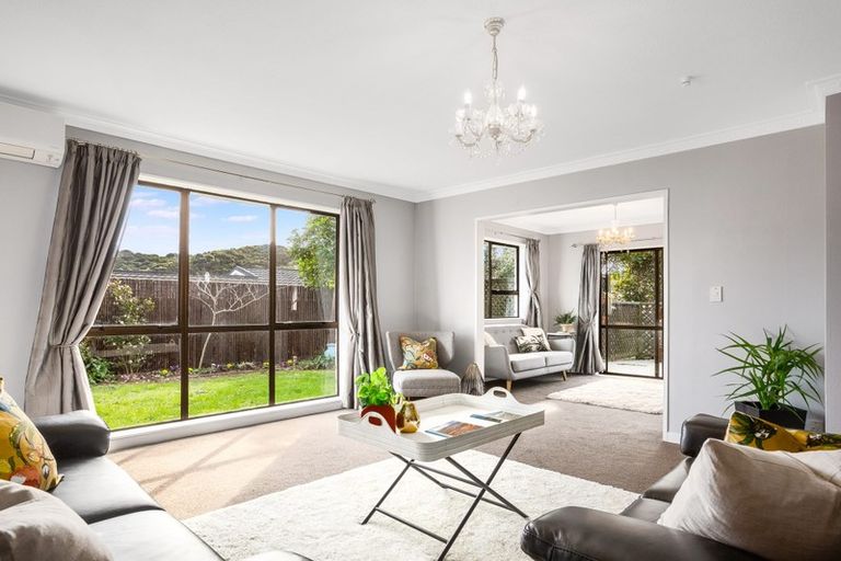 Photo of property in 7 Observatory Close, Whitby, Porirua, 5024