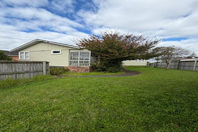 Photo of property in 281 Pakuranga Road, Pakuranga Heights, Auckland, 2010