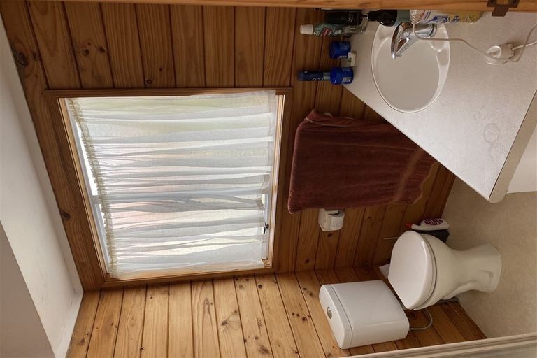 Photo of property in 2/12 Kells Place, Botany Downs, Auckland, 2010