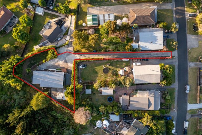 Photo of property in 10 Gurnard Road, Stillwater, Silverdale, 0993