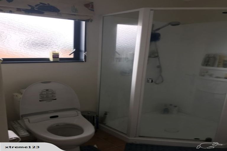 Photo of property in 19 Claverton Grove, Churton Park, Wellington, 6037