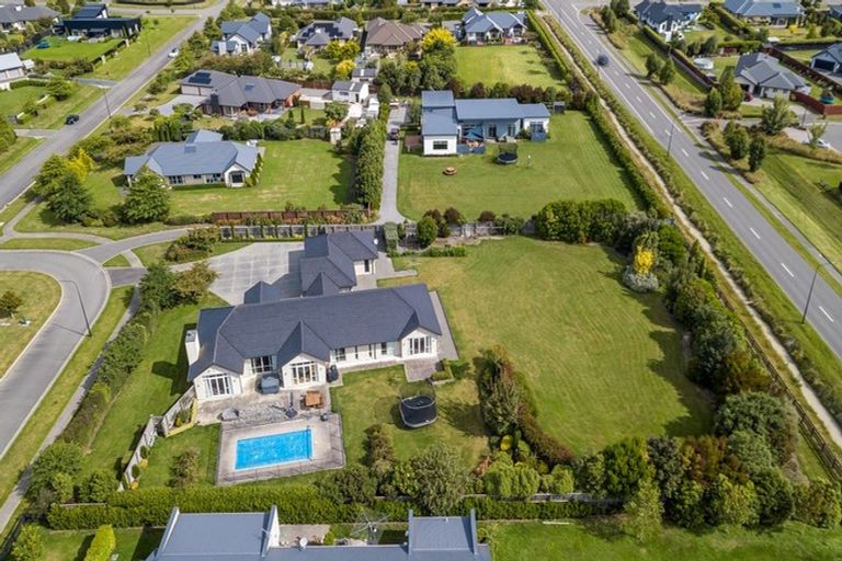 Photo of property in 8 Rotherham Drive, West Melton, 7618