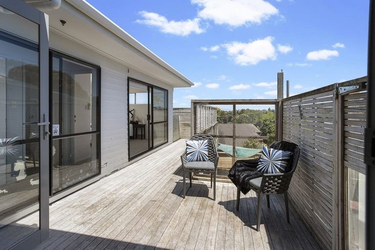 Photo of property in 31 Huka Road, Birkenhead, Auckland, 0626