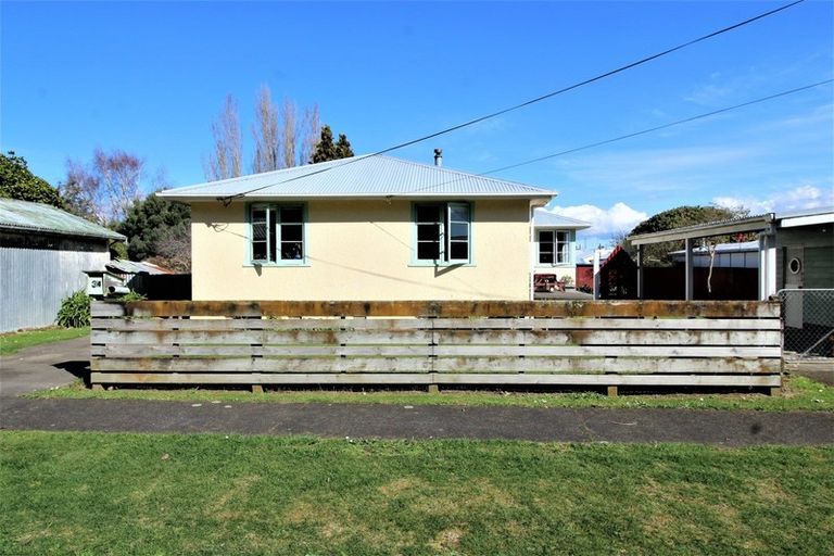 Photo of property in 34 Bowen Street, Woodville, 4920