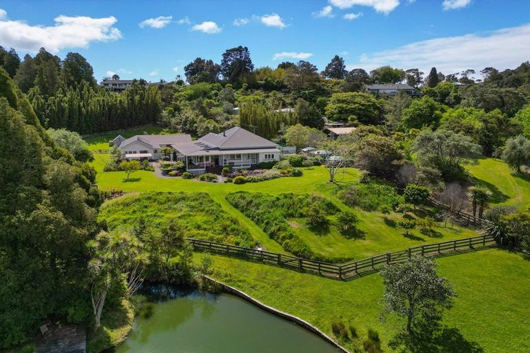 Photo of property in 278a Forest Hill Road, Waiatarua, Auckland, 0612