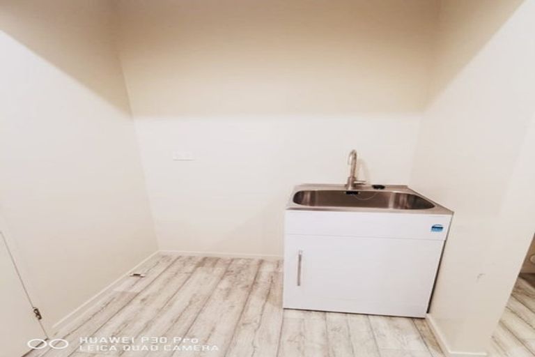 Photo of property in 13/242 Great North Road, Henderson, Auckland, 0612