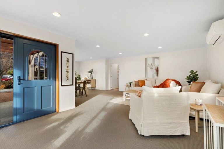 Photo of property in 32 Copper Beech Avenue, Frankton, Queenstown, 9300