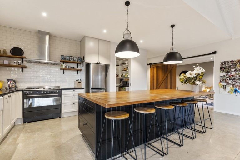 Photo of property in 126 Blackbridge Road, Karaka, Papakura, 2580