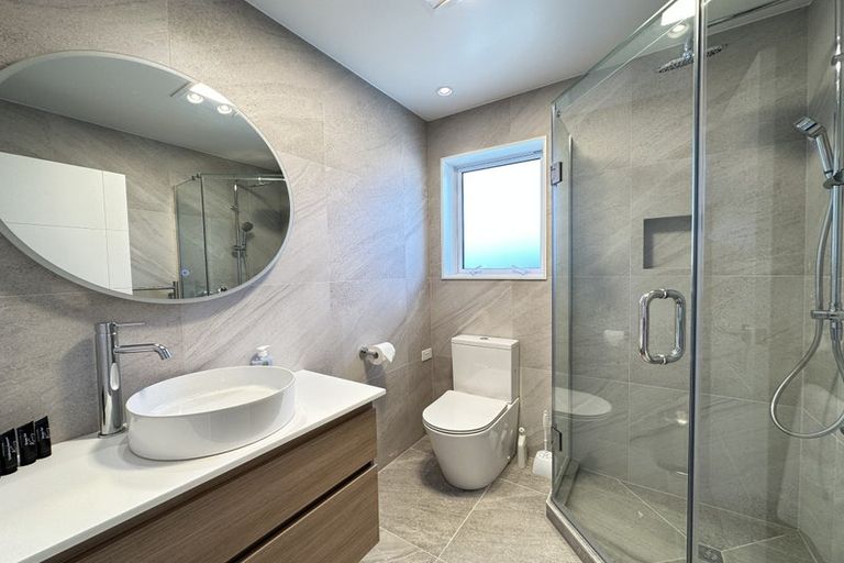 Photo of property in 123b Forrest Hill Road, Forrest Hill, Auckland, 0620