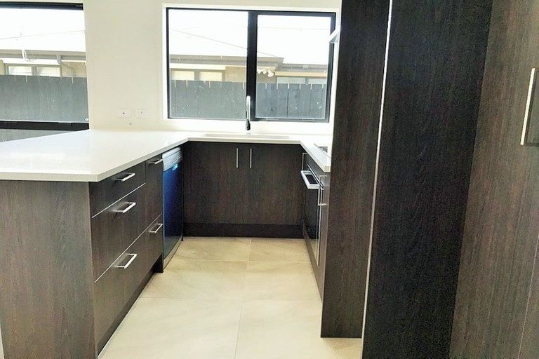 Photo of property in 61 Clarks Beach Road, Clarks Beach, 2122