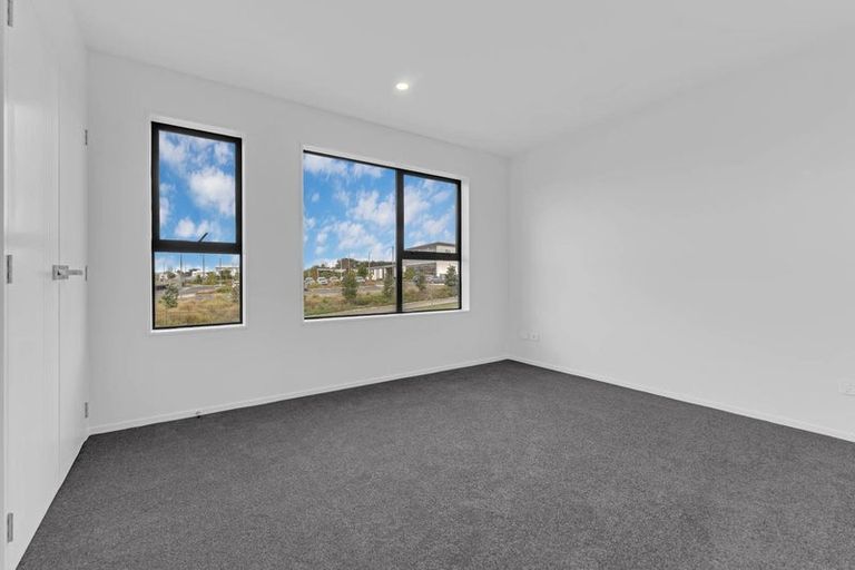 Photo of property in 53 Auranga Drive, Karaka, Papakura, 2113