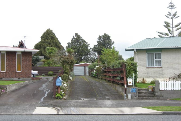 Photo of property in 55 Manu Crescent, Upper Vogeltown, New Plymouth, 4310