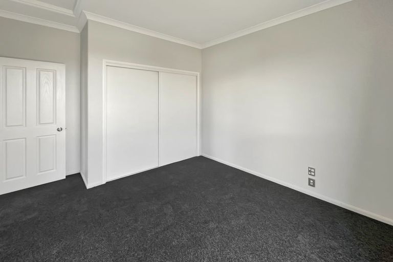 Photo of property in 17 Maurice Stanton Place, Shirley, Christchurch, 8052