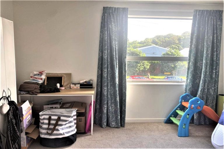 Photo of property in 15/2 Stone Street, Miramar, Wellington, 6022