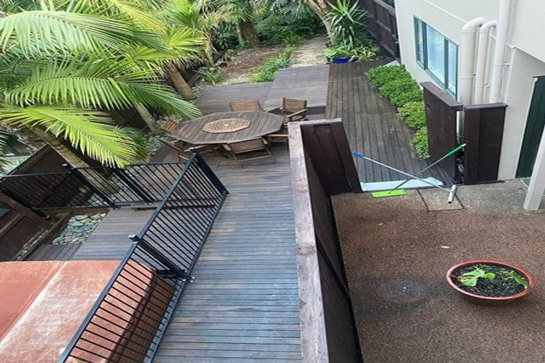 Photo of property in 19 Moore Street, Hillcrest, Auckland, 0627