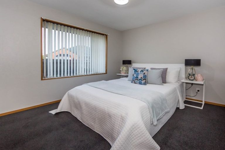 Photo of property in 1/15 Showgate Avenue, Sockburn, Christchurch, 8042