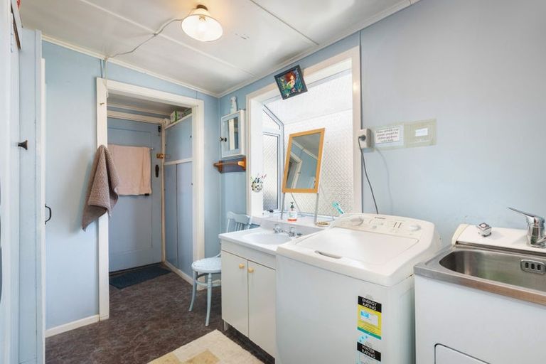 Photo of property in 1 Pacific Road, Waihi Beach, 3611