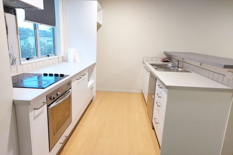 Photo of property in 49 Albionvale Road, Glen Eden, Auckland, 0602