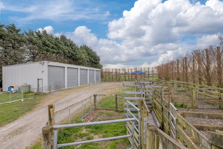 Photo of property in 814 Halkett Road, West Melton, Christchurch, 7671
