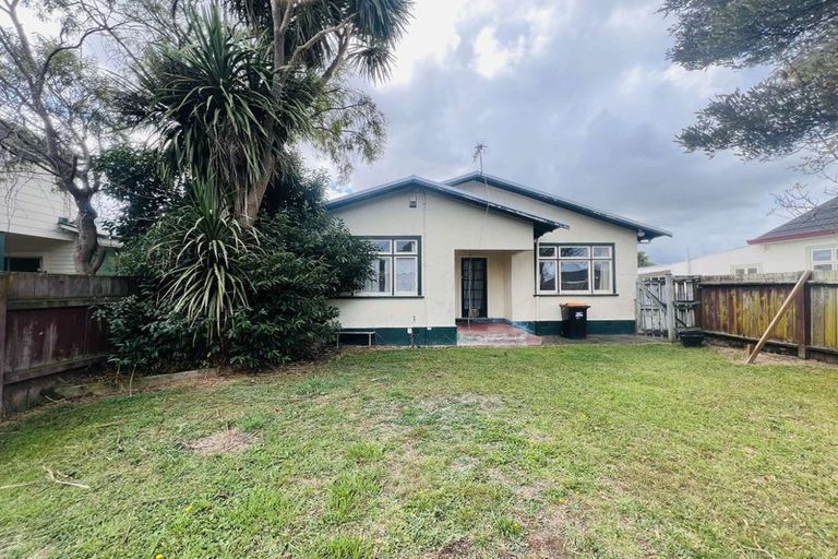 Photo of property in 181a Botanical Road, Takaro, Palmerston North, 4412
