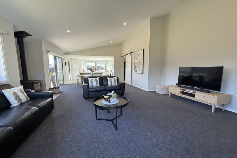 Photo of property in 51 Little Maude Drive, Lake Hawea, 9382