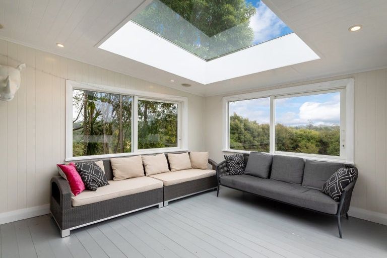 Photo of property in 1268 East Coast Road, Redvale, Albany, 0794