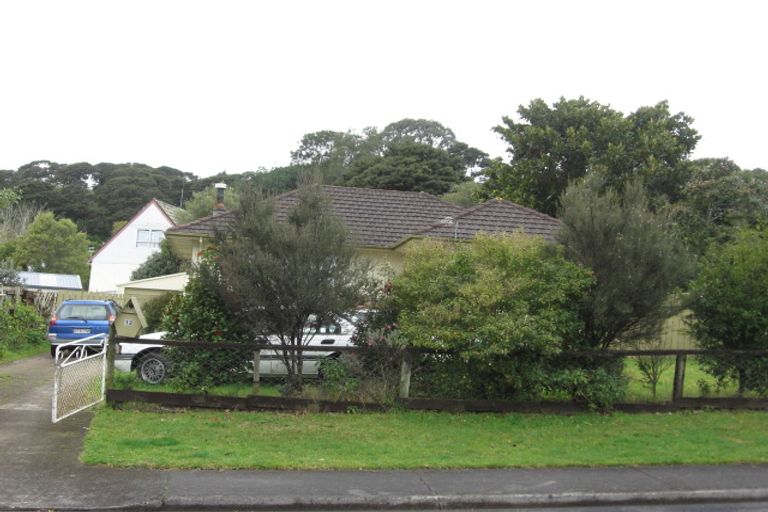 Photo of property in 12 Balmerino Avenue, Red Hill, Papakura, 2110