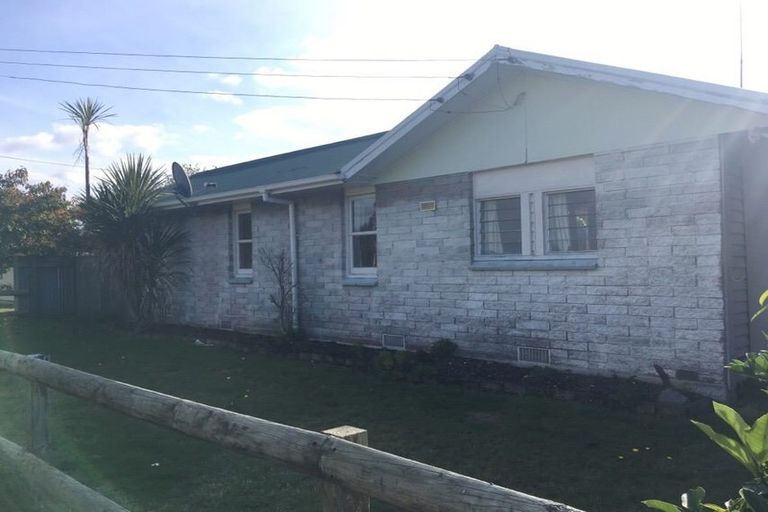 Photo of property in 59 Robinson Avenue, Holdens Bay, Rotorua, 3010