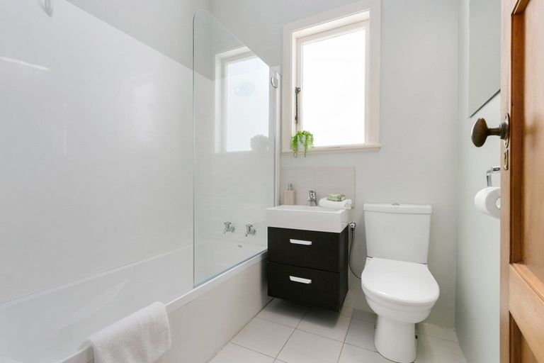 Photo of property in 44 Douglas Mclean Avenue, Marewa, Napier, 4110