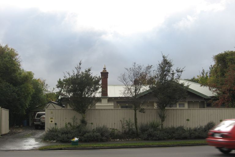 Photo of property in 8 Memorial Avenue, Ilam, Christchurch, 8053