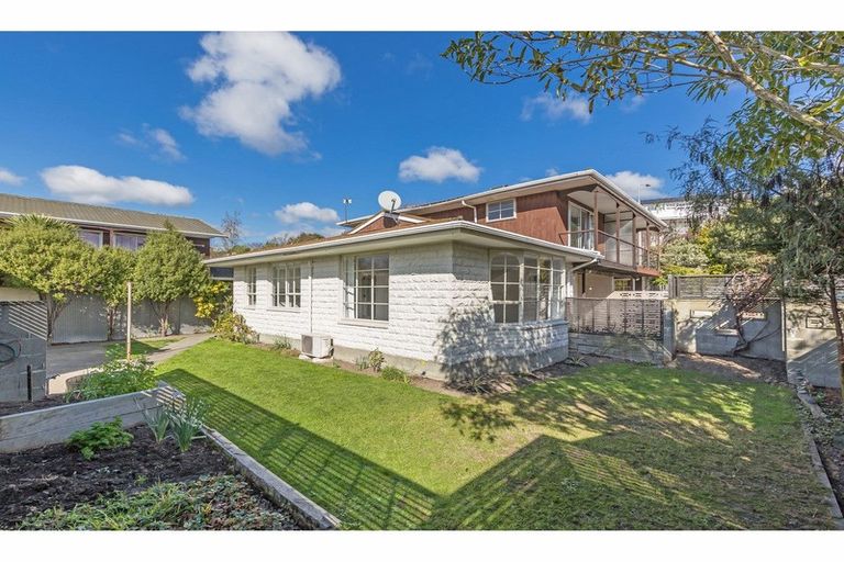 Photo of property in 16a Cashmere Road, Cashmere, Christchurch, 8022