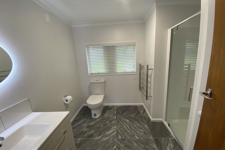 Photo of property in 66 Omokoroa Road, Omokoroa, 3114