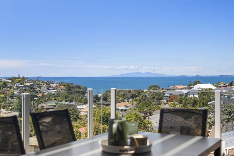 Photo of property in 19 Sunrise Avenue, Murrays Bay, Auckland, 0630