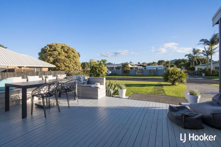 Photo of property in 4 Hereford Place, Waihi Beach, 3611