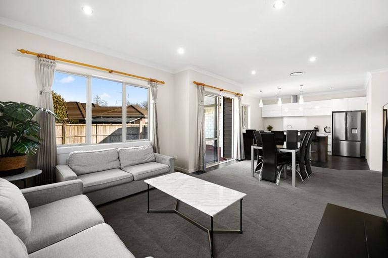 Photo of property in 27 Teatree Close, Huntington, Hamilton, 3210