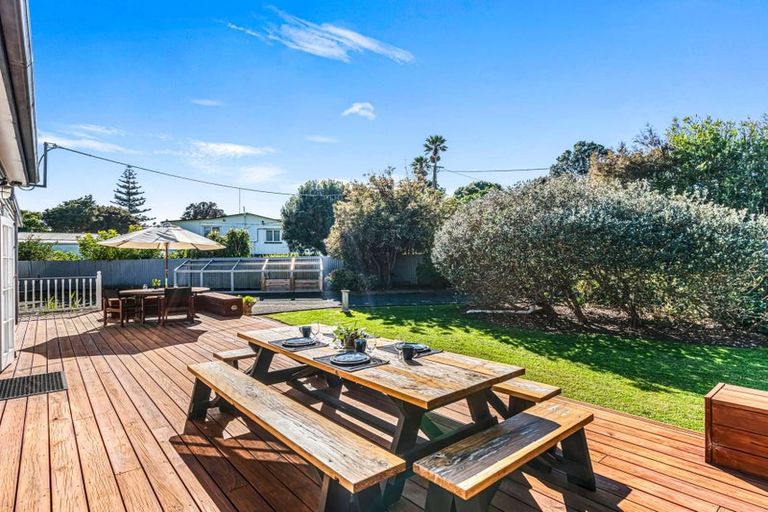 Photo of property in 3 Signal Stn Road, Pouto, Te Kopuru, 0391