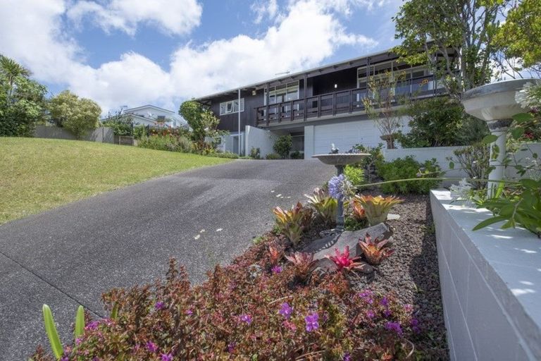 Photo of property in 57 Parr Terrace, Castor Bay, Auckland, 0620
