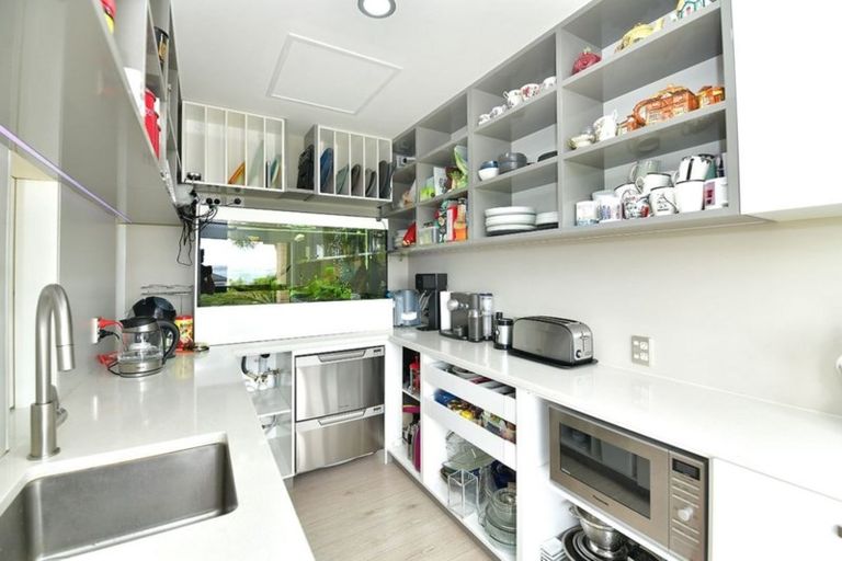 Photo of property in 38 Beauvoir Avenue, Matakatia, Whangaparaoa, 0930