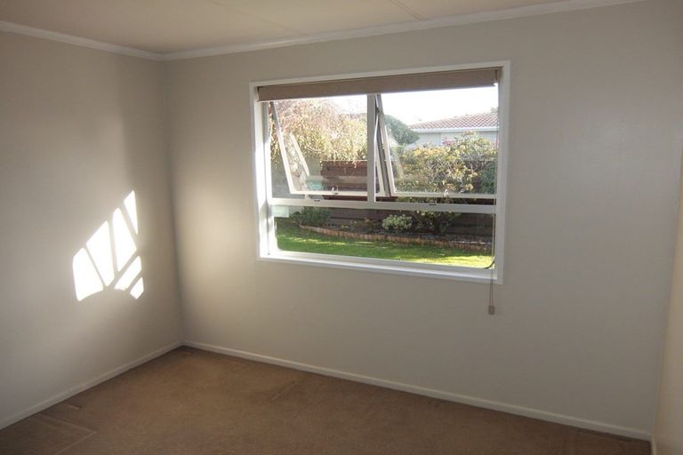 Photo of property in 92 Long Melford Road, Awapuni, Palmerston North, 4412