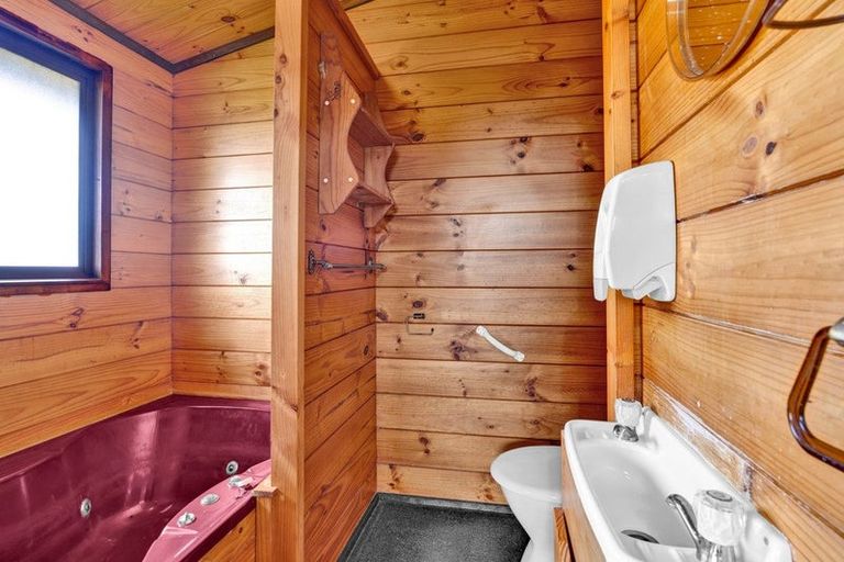 Photo of property in 11 Warwick Road, Stratford, 4332