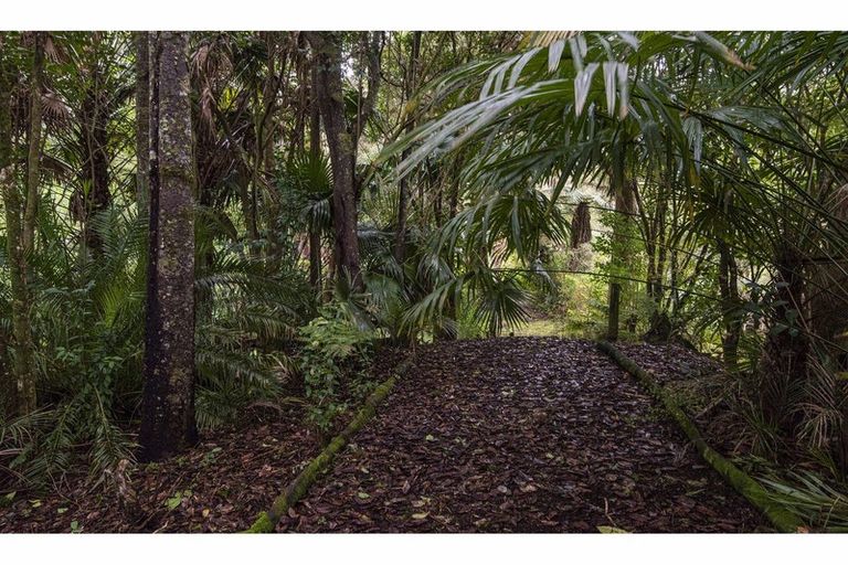 Photo of property in 384 Kara Road, Maungatapere, Whangarei, 0179