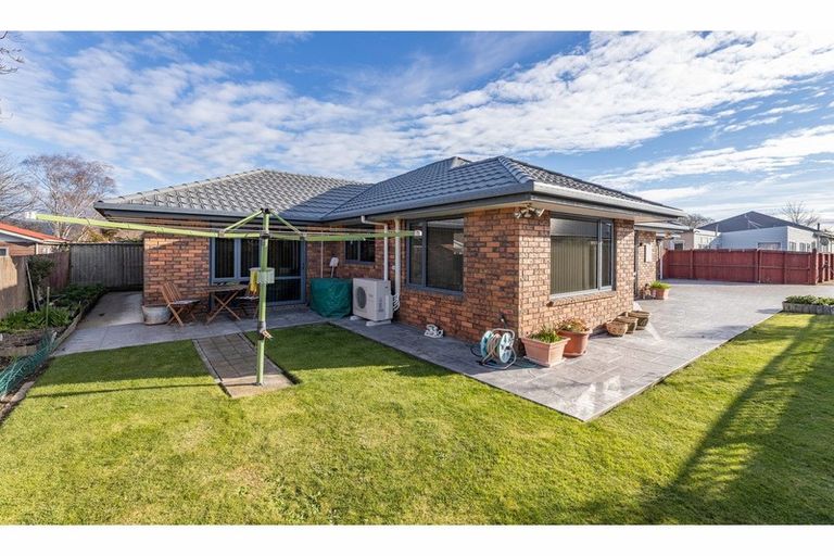 Photo of property in 86a Mackworth Street, Woolston, Christchurch, 8062