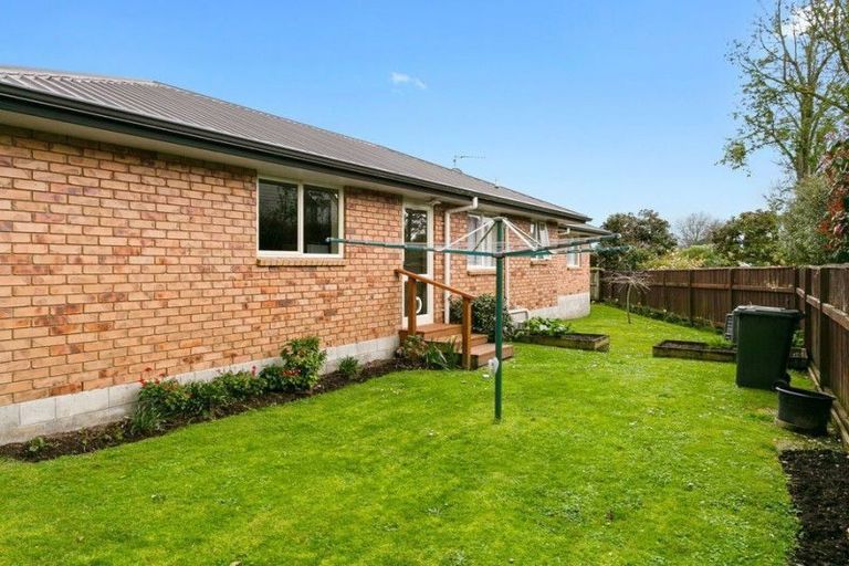 Photo of property in 23a Bowen Street, Cambridge, 3434