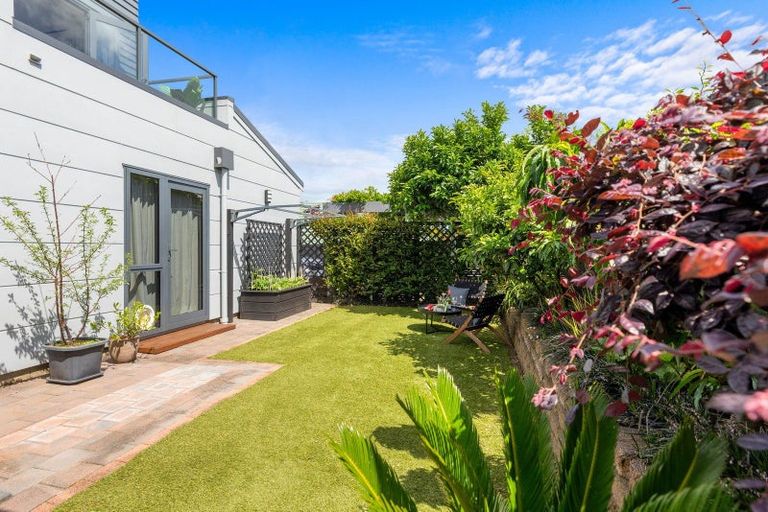 Photo of property in 64 Stableford Drive, Pyes Pa, Tauranga, 3112